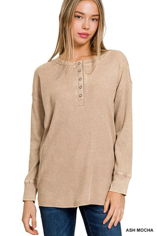WASHED BABY WAFFLE HENLEY TOP (4 COLORS)