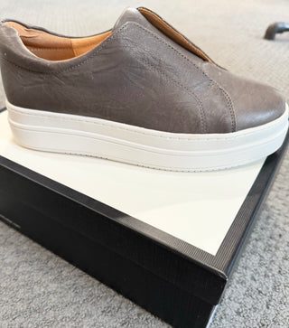 NOEL leather slip on sneakers By JSLIDE
