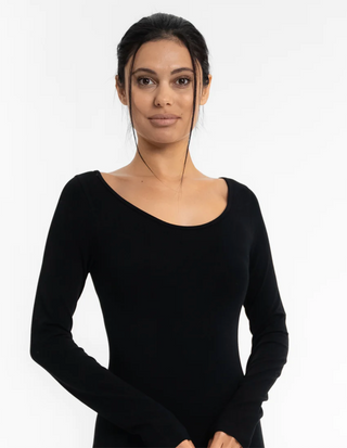 ROUND NECK/ BOAT NECK LONG SLEEVE TOP (2 colors)